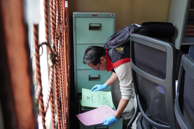 
					Kantor Dinas PUPR Kabupaten Banyuasin Di Geledah Kejati Sumsel