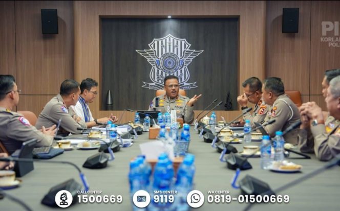 
					Evaluasi Pengelolaan Mudik, Kakorlantas Amanatkan Tata Kelola Transportasi Publik Diperbaiki