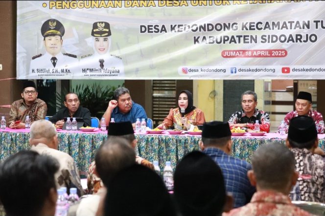 
					Wabub Sidoarjo Hadiri Sosialisasi dan Musyawarah Desa di Kedondong, Dorong Pembentukan Koperasi dan Ketahanan Pangan