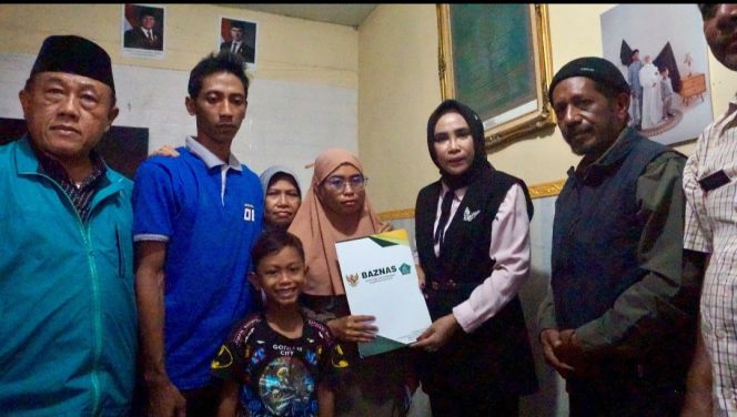
					Wakil Bupati Sidoarjo Takziah ke Rumah Duka Korban Laka Air, Balita 2 Tahun di Krian