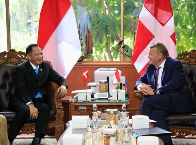 
					Kemendagri Bakal Jalin Kerja Sama dengan Denmark untuk Perkuat Pemadam Kebakaran