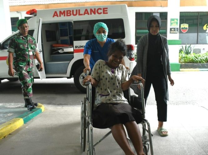 
					Peduli Warga Disabilitas, Kodam I/BB Berikan Bantuan Tongkat Jalan kepada Ibu Sinta