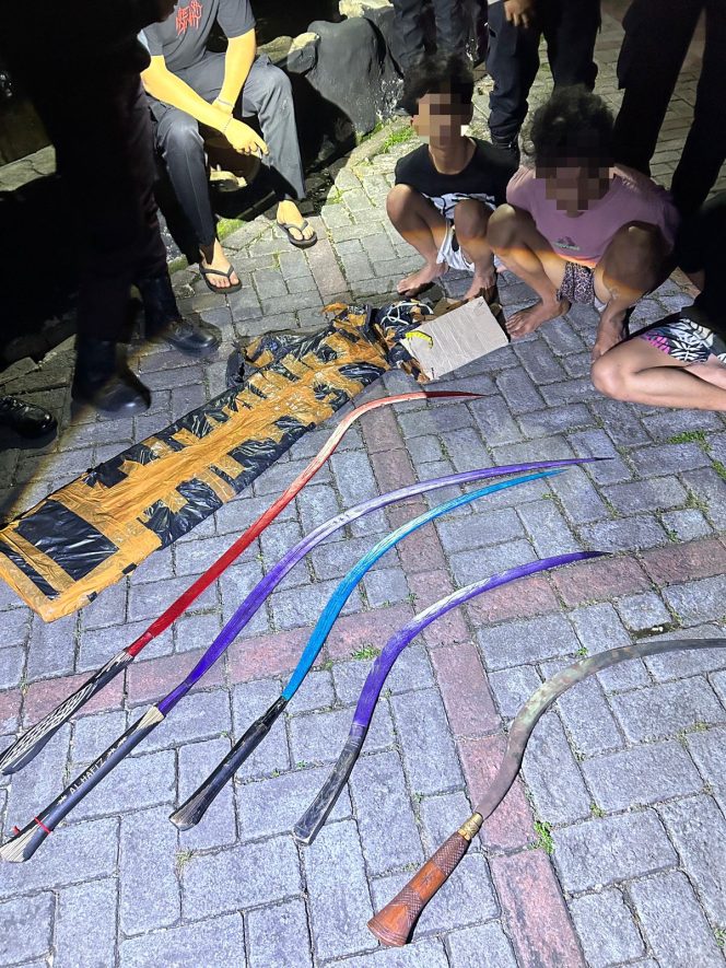 
					Polisi Gagalkan Tawuran Berdarah di Kemayoran, 3 Remaja dan 5 Sajam Diamankan