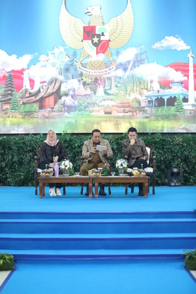 
					Kementerian Lingkungan Hidup dan Danantara Ajak Pemda Perhatian terhadap Persoalan Sampah