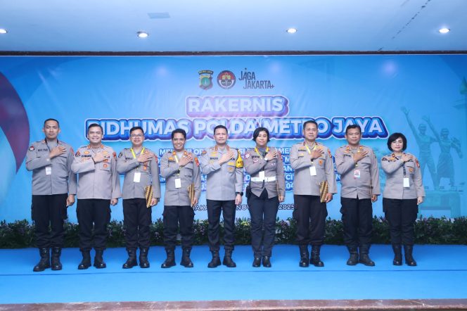 
					Kasihumas Polres Priok Raih Penghargaan Engagement Tertinggi di Rakernis Bidhumas