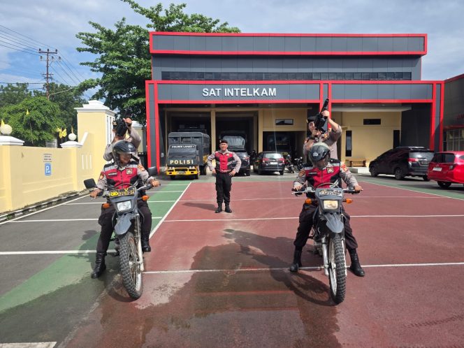 
					Latihan Rutin Pasukan Dalmas Polres Lahat